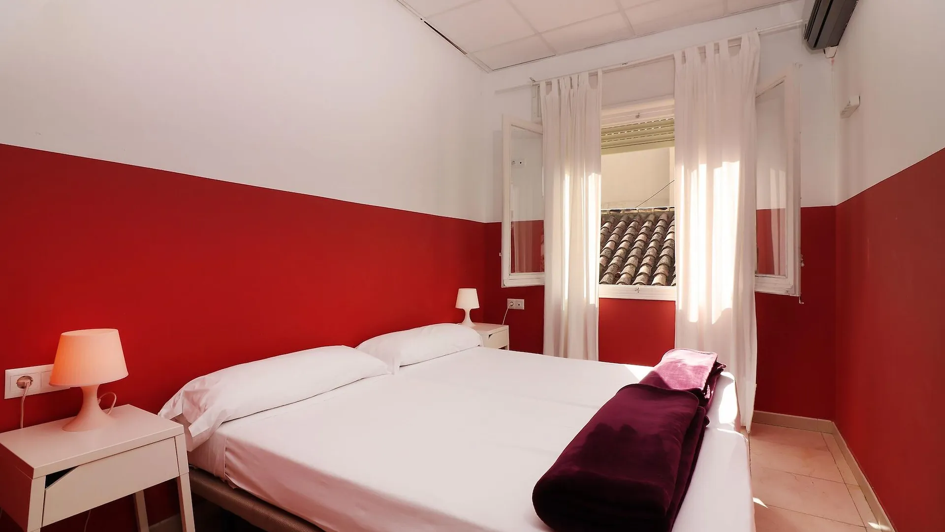 **  Feel Hostels City Center Malaga Spain