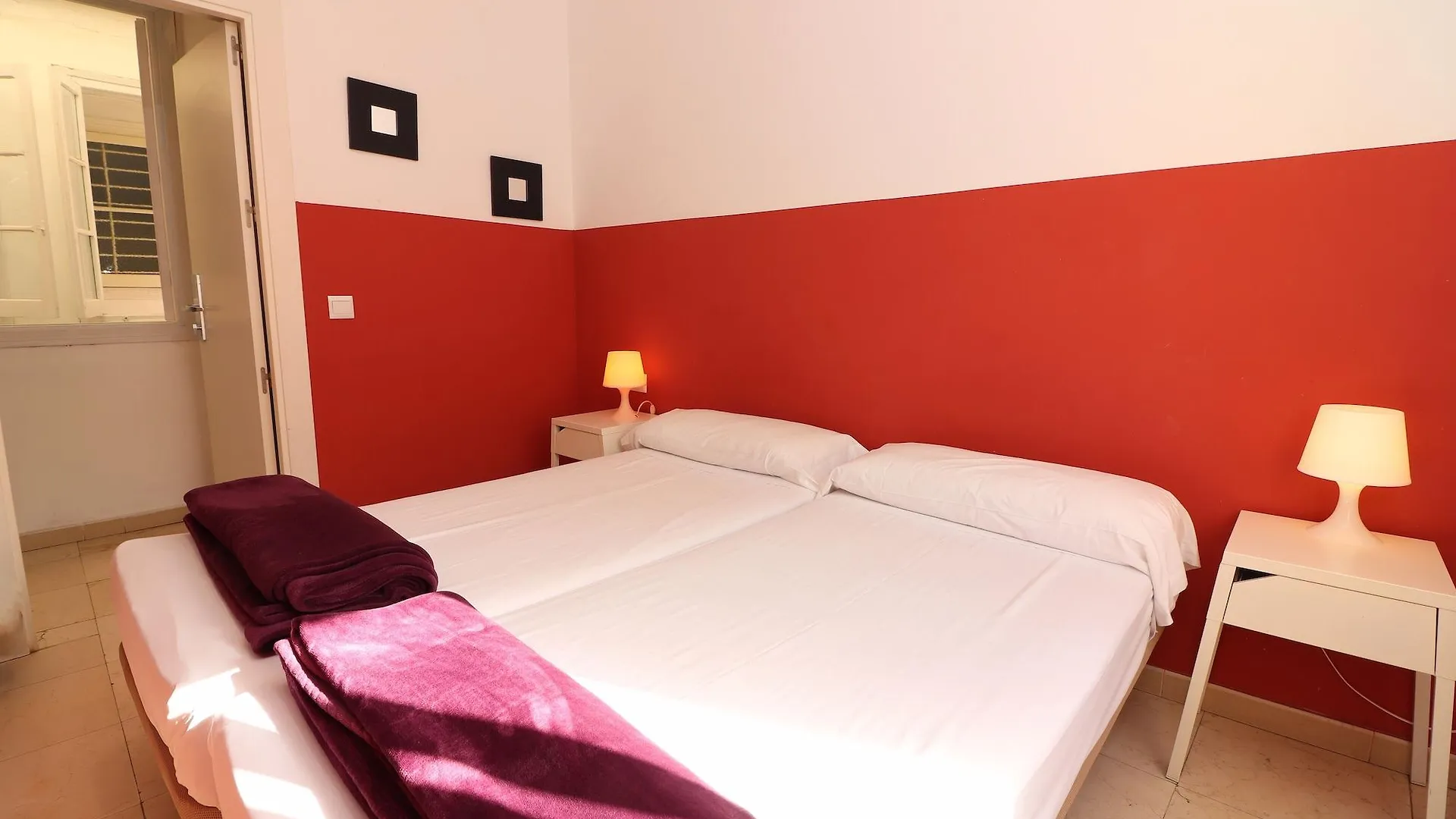 Feel Hostels City Center Málaga 2*,  Spanien