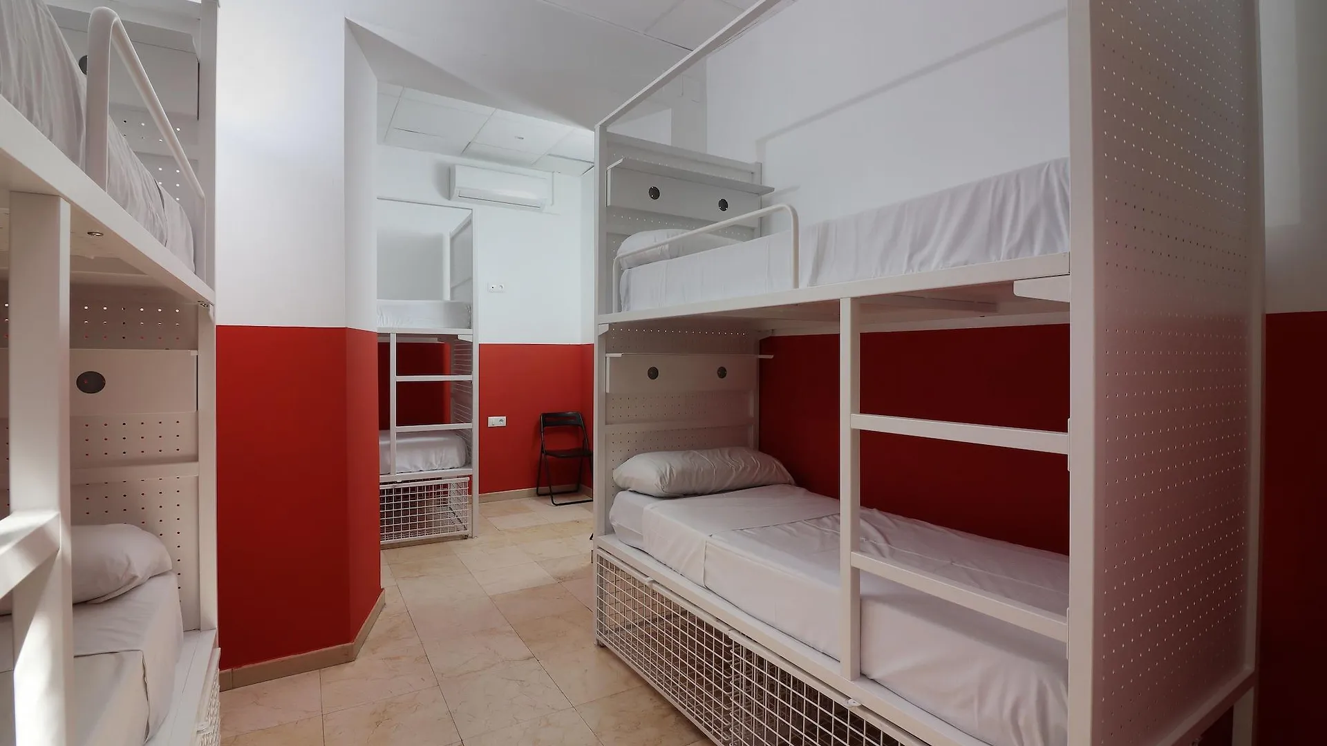 **  Feel Hostels City Center Málaga Spanien